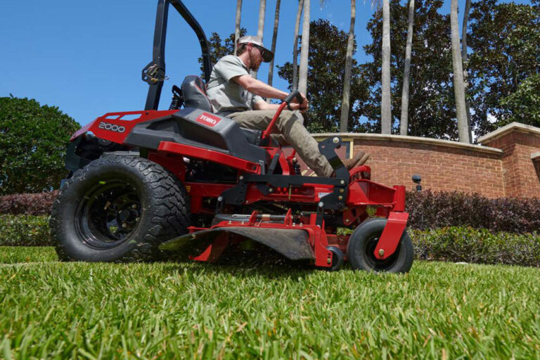 Toro ZMaster 2000 zero turn mower