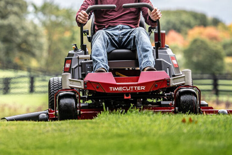 Toro Timecutter in grass